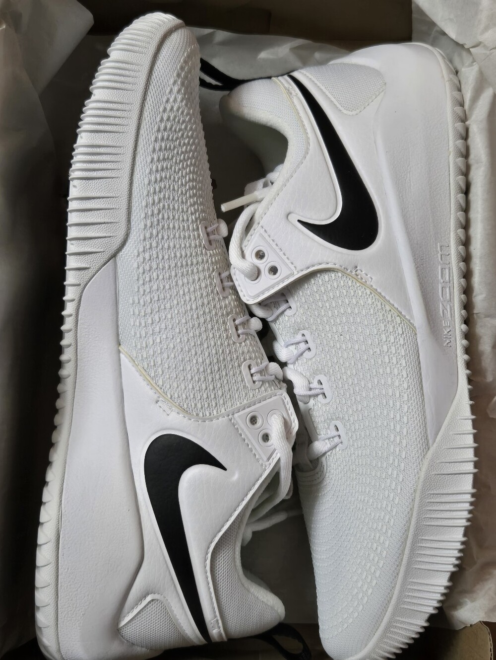 NIB Nike Zoom Hyperace 2 Women's White Volleyball Shoes - Picture 9 of 9